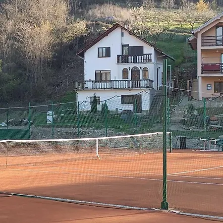4+1 * Kursumlijska Banja